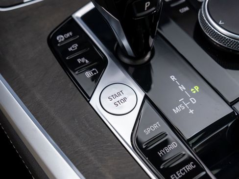 Used 2023 BMW X5 xDrive45e w/ Climate Comfort Package image 21