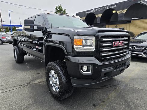 Used 2018 GMC Sierra 2500 SLT w/ All Terrain HD Package image 1