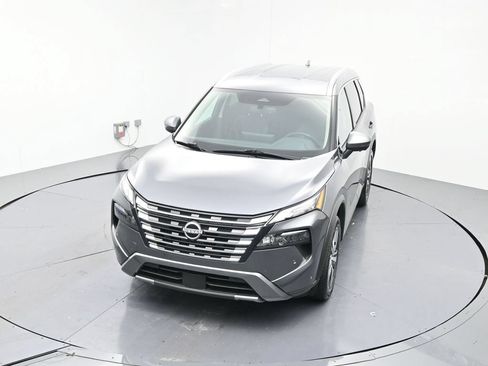 Used 2026 Nissan Rogue SL FWD image 18