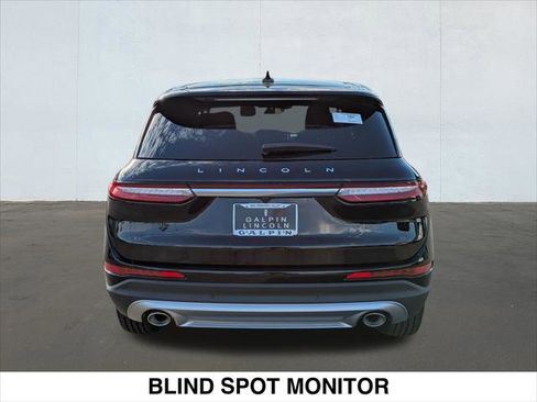 New 2025 Lincoln Corsair Reserve image 5