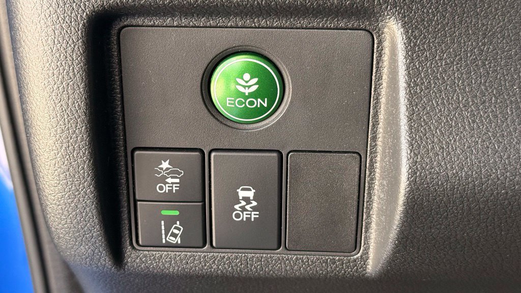 Used 2021 Honda HR-V EX image 32