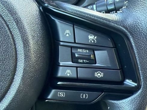 Used 2025 Subaru Forester Premium AWD/4WD image 29