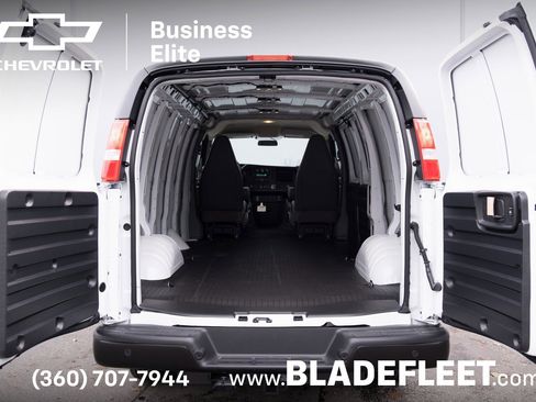 New 2025 Chevrolet Express 2500 w/ Driver Convenience Package image 6