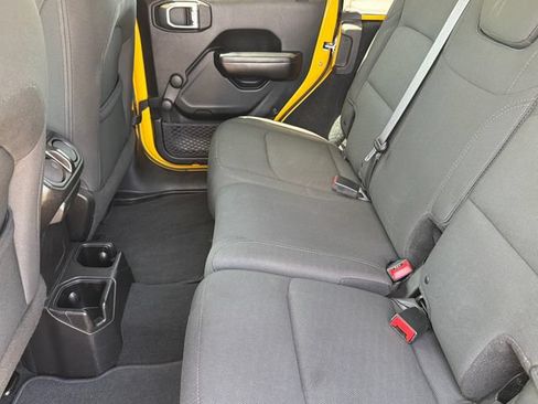 Used 2018 Jeep Wrangler Unlimited Sport AWD/4WD image 19
