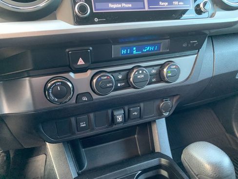 Used 2021 Toyota Tacoma TRD Off-Road image 24