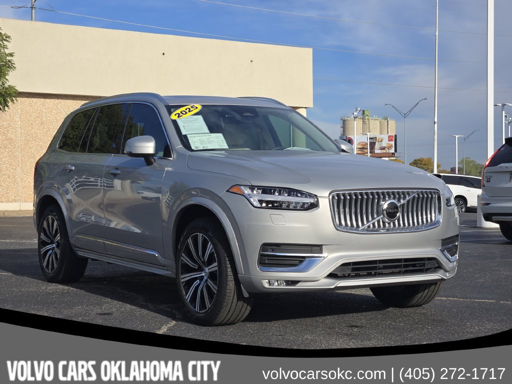 Certified 2025 Volvo XC90 B5 Core w/ Protection Package Premier AWD/4WD image 2