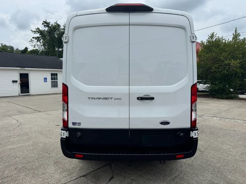 Used 2019 Ford Transit 250 148 Medium Roof RWD image 8