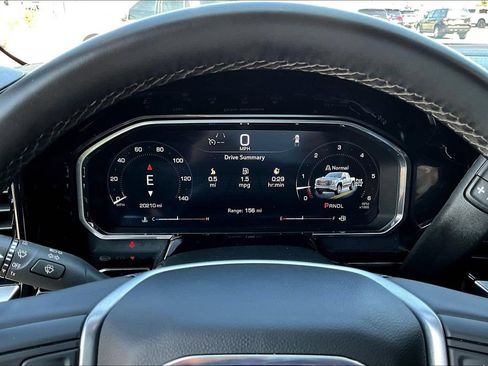 Used 2026 GMC Sierra 1500 SLT AWD/4WD image 16