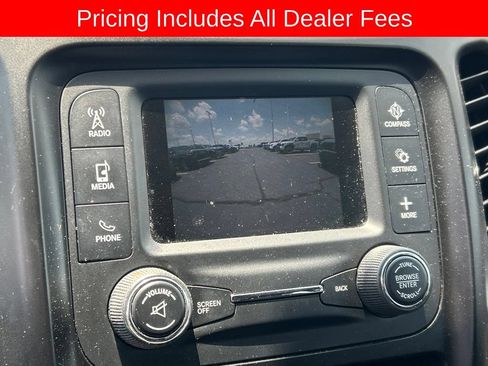 Used 2018 Jeep Cherokee Latitude w/ Altitude Package FWD image 10