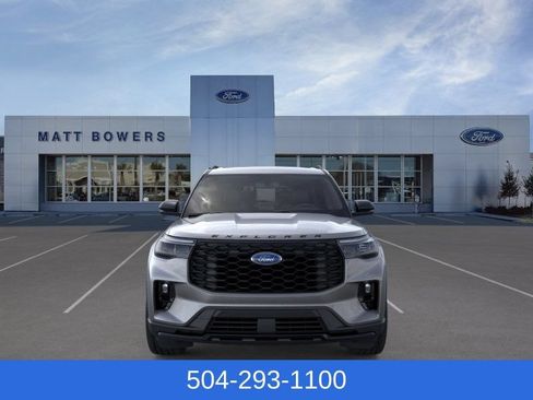 New 2026 Ford Explorer ST-Line w/ ST-Line Street Pack AWD/4WD image 8