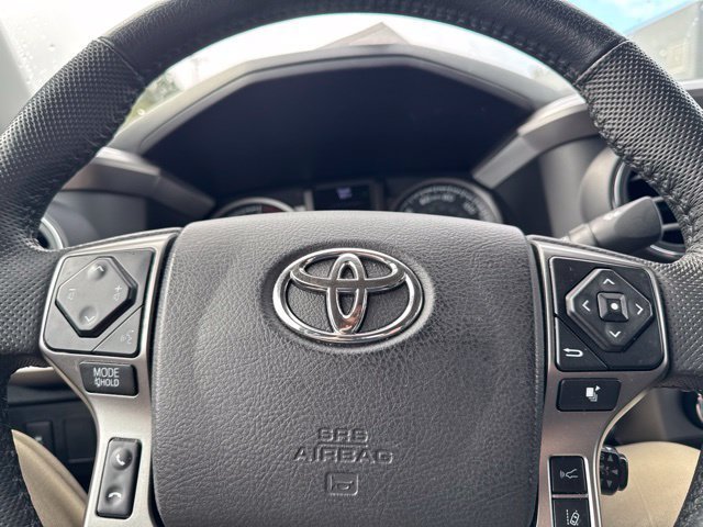 Used 2021 Toyota Tacoma SR5 w/ Technology Package AWD/4WD image 20