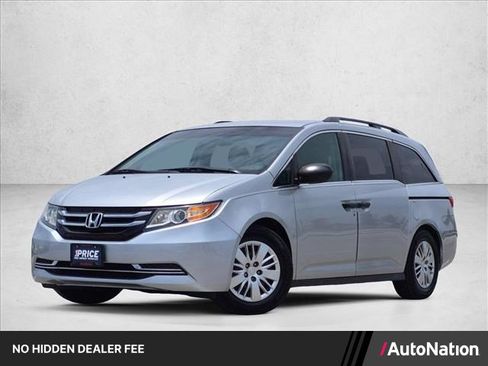 Used 2014 Honda Odyssey LX image 1