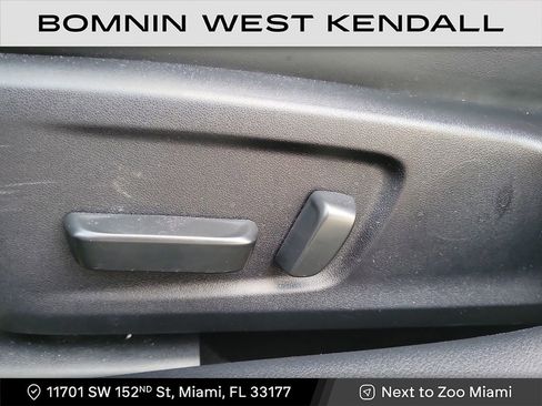 Used 2023 Lexus IS 300 w/ Comfort Package image 10