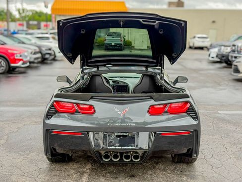 Used 2017 Chevrolet Corvette Stingray Coupe w/ 1LT RWD image 35