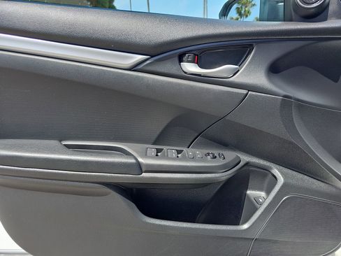Used 2020 Honda Civic Sport image 24