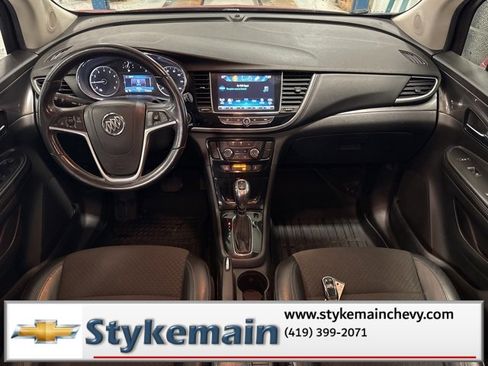 Used 2019 Buick Encore Preferred image 3