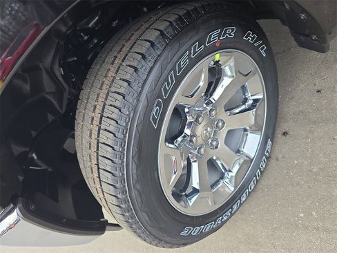 New 2026 RAM 1500 4x4 Crew Cab image 30