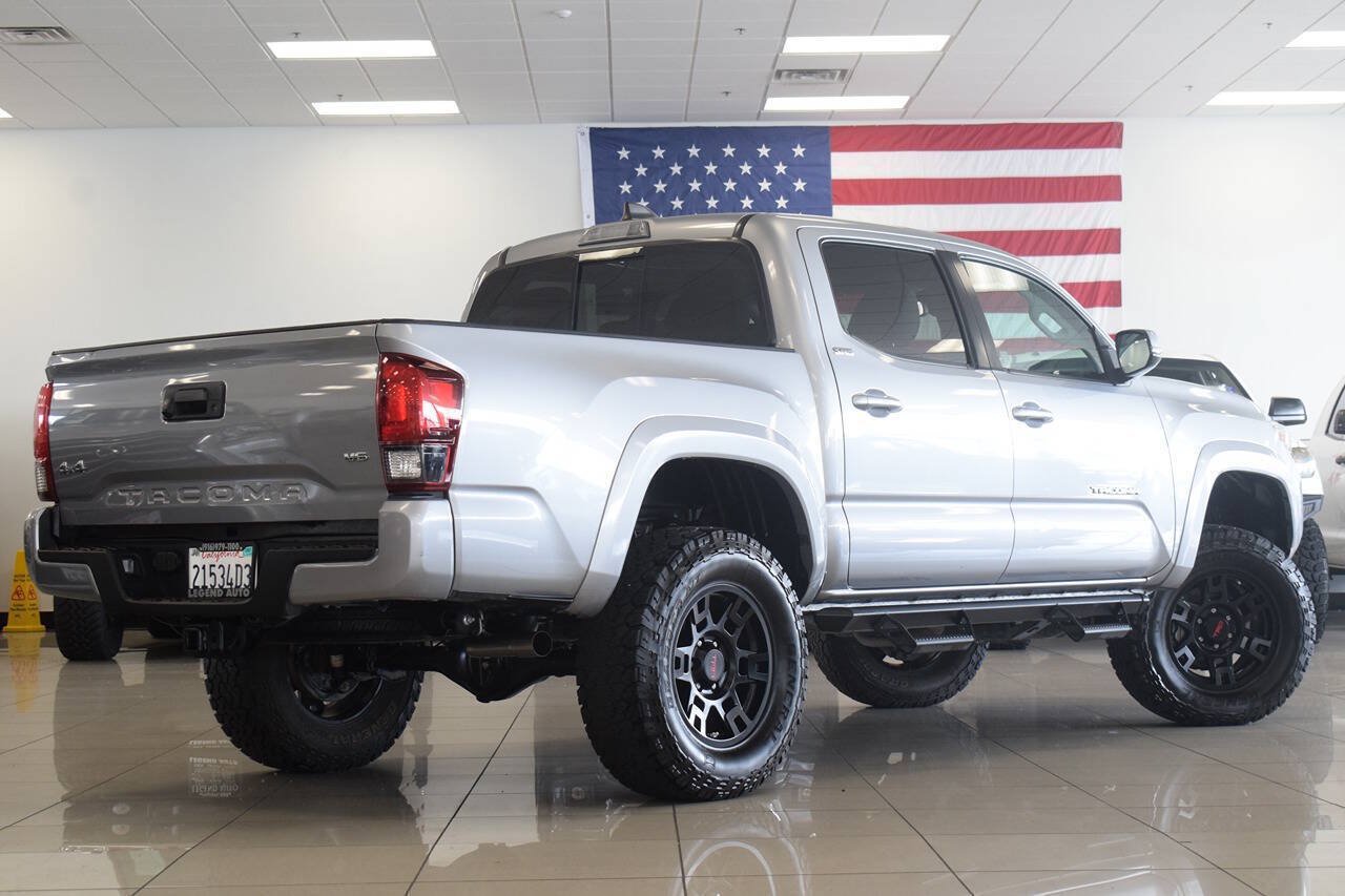 Used 2021 Toyota Tacoma SR5 w/ Technology Package AWD/4WD image 8