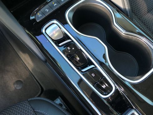 Used 2023 Buick Envision Preferred image 22