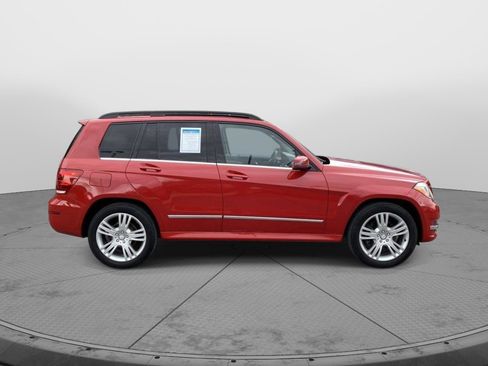 Used 2013 Mercedes-Benz GLK 350 4MATIC image 2