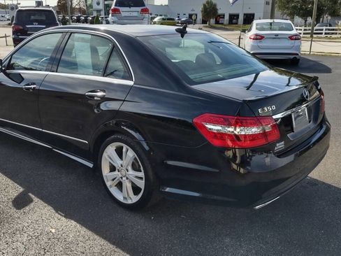Used 2013 Mercedes-Benz E 350 4MATIC Sedan image 5