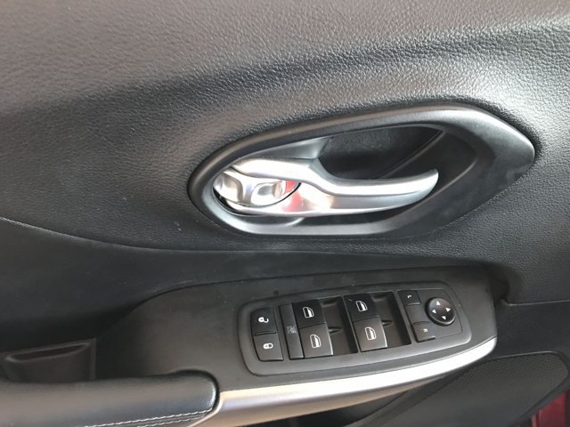 Used 2019 Jeep Cherokee Latitude w/ Popular Appearance Group FWD image 13