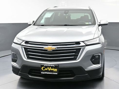 Used 2023 Chevrolet Traverse LT w/ LPO, Floor Liner Package image 5