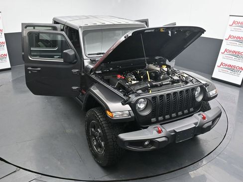 Used 2023 Jeep Gladiator Rubicon w/ Cold Weather Group image 42