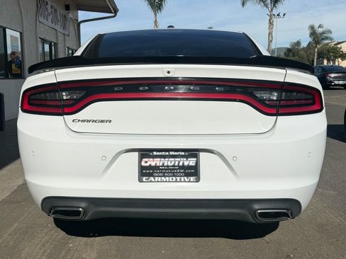 Used 2022 Dodge Charger SXT image 5