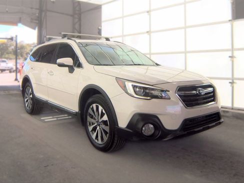 Used 2018 Subaru Outback 3.6R Touring w/ Protection Package #1 AWD/4WD image 3