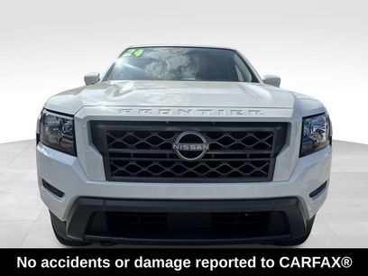 Used 2024 Nissan Frontier SV