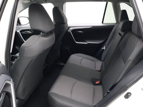 Certified 2025 Toyota RAV4 XLE FWD image 19