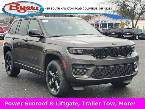 New 2025 Jeep Grand Cherokee 4WD image 1