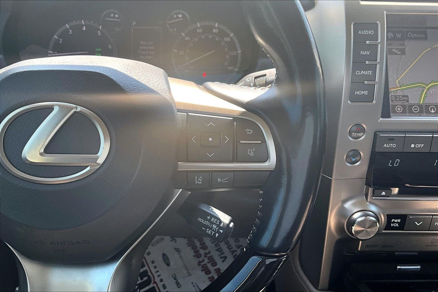 Used 2021 Lexus GX 460 Premium w/ Premium Plus Package AWD/4WD image 14