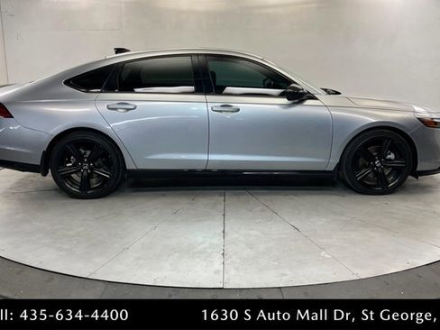 Used 2025 Honda Accord Sport image 6