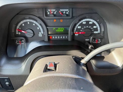 Used 2018 Ford E-350 and Econoline 350 Super Duty w/ Power Windows & Locks Group image 13