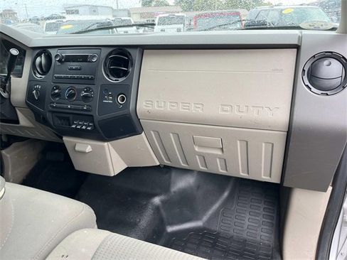 Used 2010 Ford F250 XL image 14