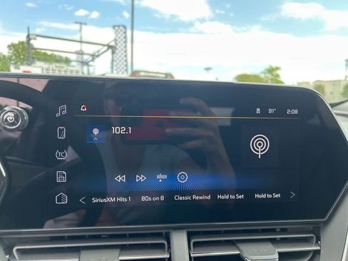 New 2026 Chevrolet Trax LT w/ Sunroof Package FWD image 21