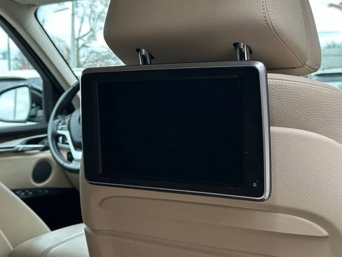 Used 2016 BMW X5 xDrive50i image 33