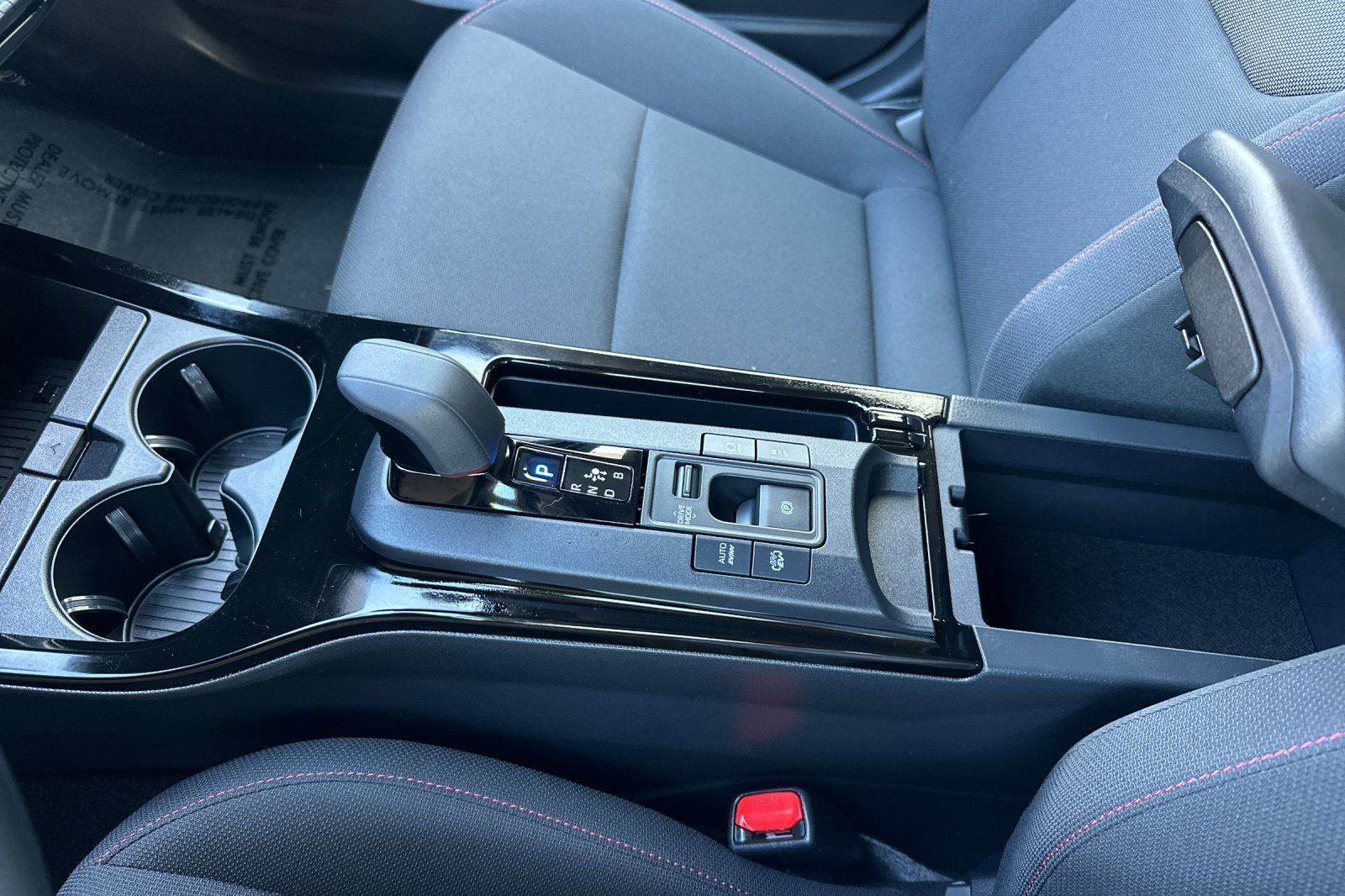 Certified 2026 Toyota Prius Plug-In Hybrid FWD image 33