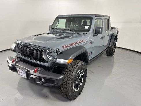 Used 2026 Jeep Gladiator Rubicon AWD/4WD image 24