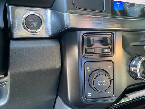 Used 2025 Ford F250 Lariat w/ Black Appearance Package AWD/4WD image 21