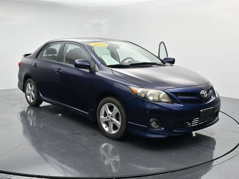 Used 2013 Toyota Corolla S FWD image 2
