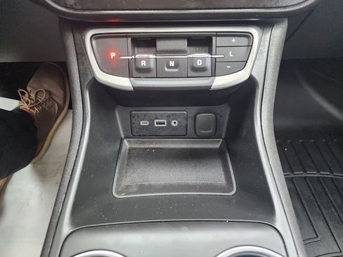 Certified 2023 GMC Terrain SLE w/ Driver Convenience Package image 44