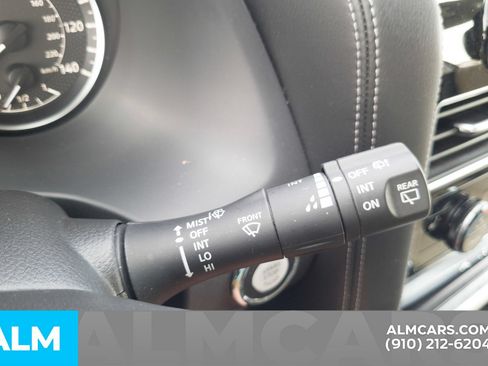 Used 2024 Nissan Armada SV RWD image 29