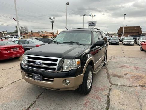 Used 2011 Ford Expedition XLT w/ 202A Rapid Spec Order Code RWD image 3