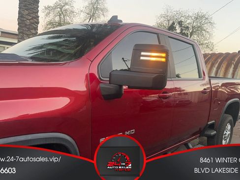 Used 2022 Chevrolet Silverado 2500 LT w/ Convenience Package image 36