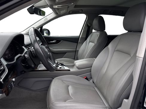 Used 2018 Audi Q7 3.0T Prestige image 12