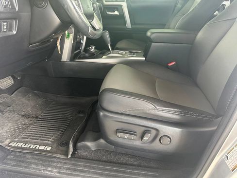 Used 2019 Toyota 4Runner SR5 Premium AWD/4WD image 13