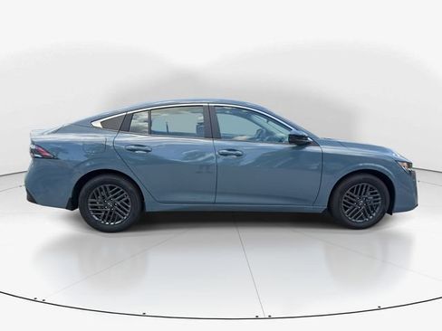 New 2026 Nissan Sentra SV w/ SV Convenience Package FWD image 8